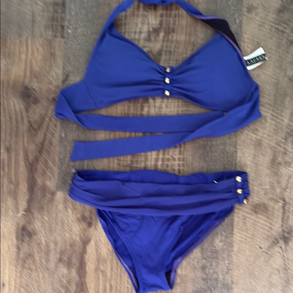 Elegant Blue Women's Swimwear Set